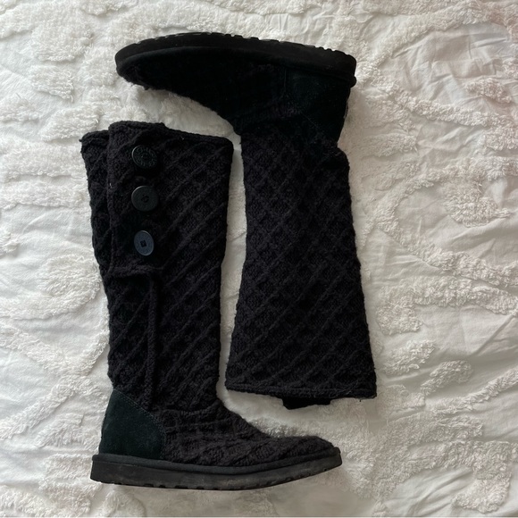 UGG Lattice Cardy Black Boots - Picture 4 of 10